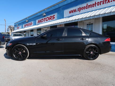 Used 2016 Jaguar XF R-Sport RWD image 3