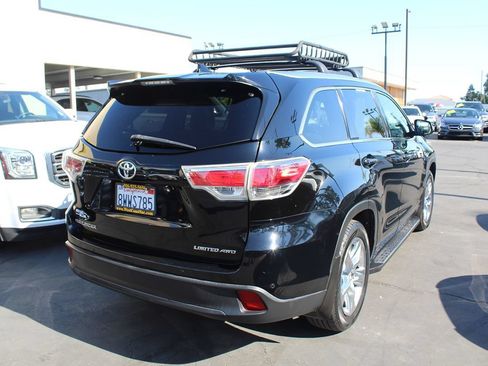 Used 2015 Toyota Highlander Limited Platinum AWD/4WD image 7