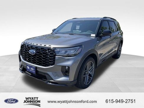 New 2026 Ford Explorer ST-Line w/ ST-Line Street Pack image 7