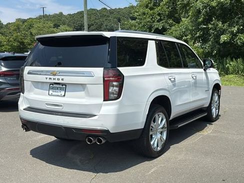 Used 2024 Chevrolet Tahoe High Country AWD/4WD image 6
