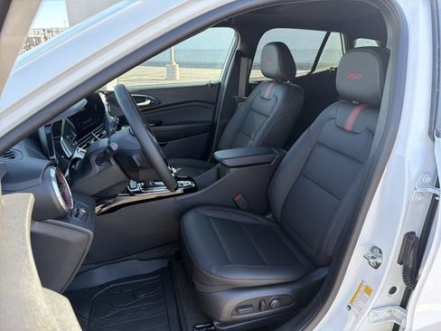 New 2026 Chevrolet Trax RS image 11