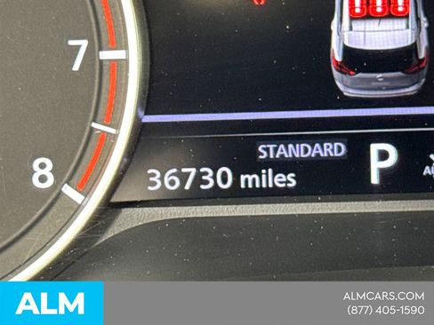 Used 2025 Nissan Rogue SV image 31