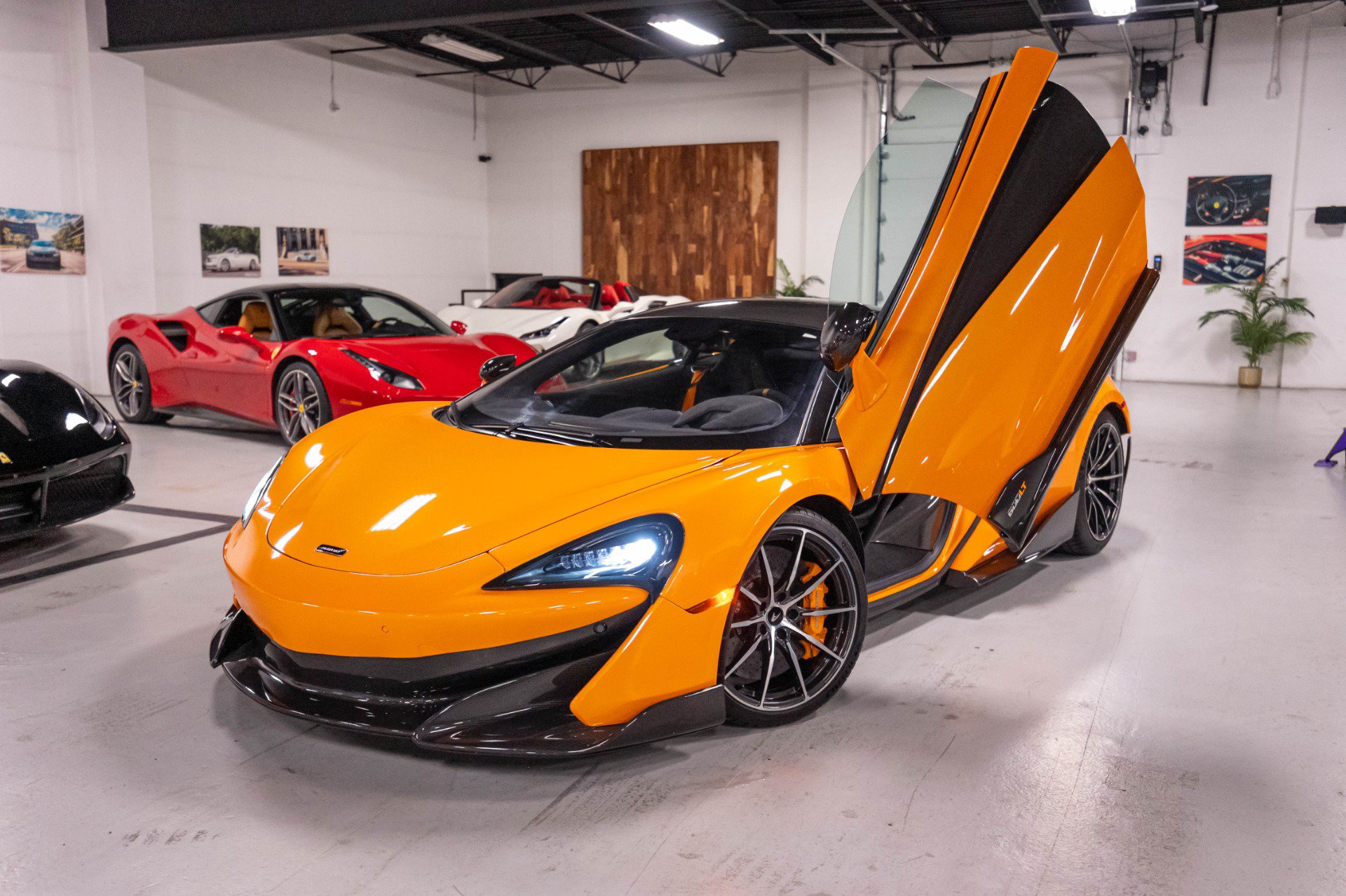 Used 2019 McLaren 600LT RWD image 52