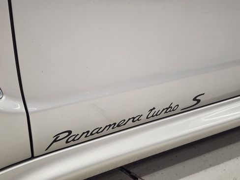Used 2012 Porsche Panamera Turbo S image 31