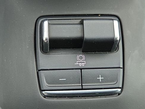 Used 2025 GMC Sierra 1500 AT4X AWD/4WD image 17