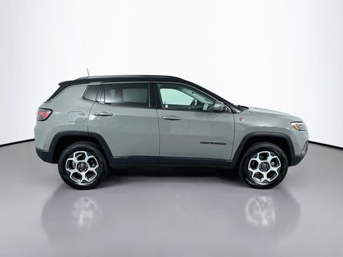 Used 2022 Jeep Compass Trailhawk w/ Trailhawk Elite Group AWD/4WD image 4