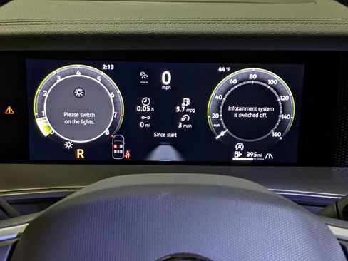 New 2026 Volkswagen Tiguan SE R-Line image 15