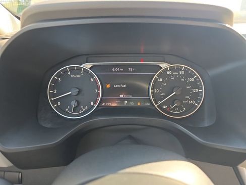 Used 2024 Nissan Rogue SV AWD/4WD image 14