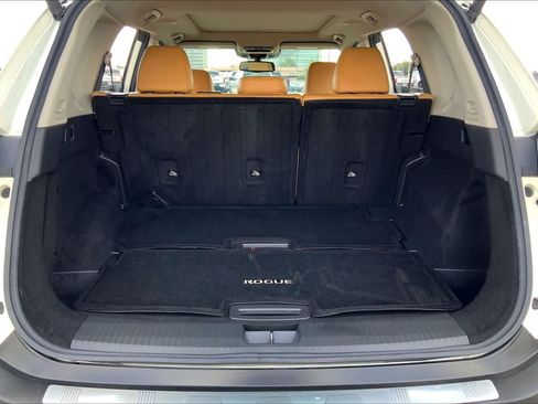 Used 2021 Nissan Rogue Platinum FWD image 34