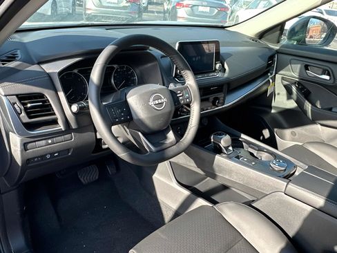 New 2026 Nissan Rogue SV w/ SV Premium Package image 30