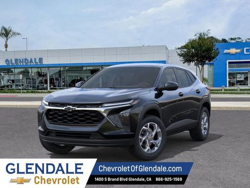 New 2026 Chevrolet Trax LS w/ LS Convenience Package image 6