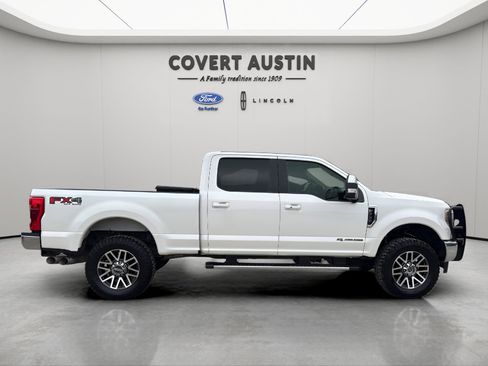 Used 2019 Ford F250 Lariat w/ Lariat Ultimate Package AWD/4WD image 6