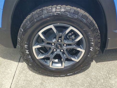 New 2026 Chevrolet Equinox ACTIV w/ Convenience Package III image 5