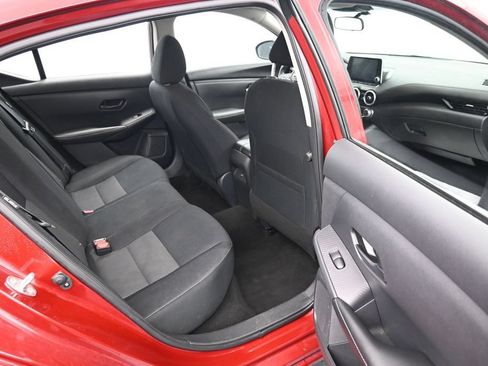 Used 2024 Nissan Sentra SV FWD image 12