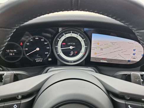 Certified 2024 Porsche 911 Targa 4 GTS AWD/4WD image 16