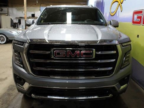 New 2026 GMC Yukon Elevation image 3