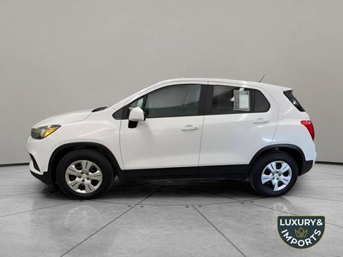 Used 2017 Chevrolet Trax LS w/ Fleet Convenience Package image 7