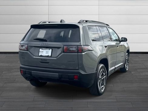 New 2026 Jeep Cherokee Laredo image 4