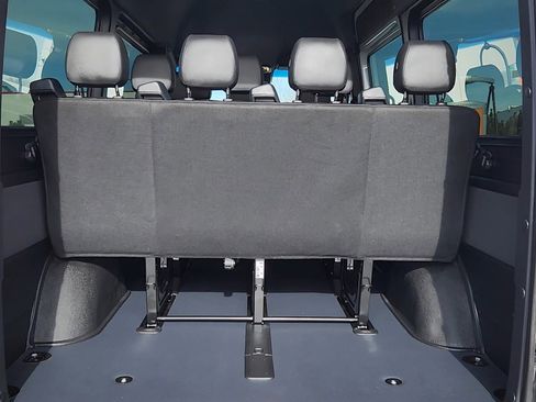 Used 2023 Mercedes-Benz Sprinter 2500 image 23