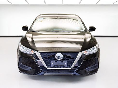 Used 2021 Nissan Sentra S image 2