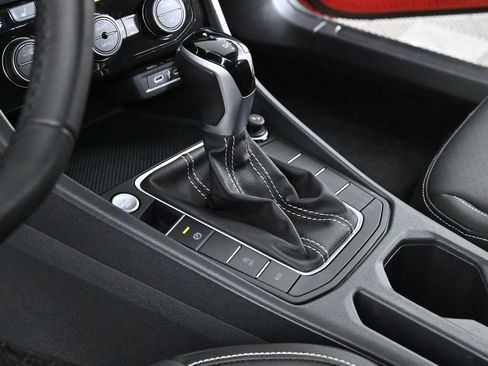 Used 2024 Volkswagen Jetta SE image 18