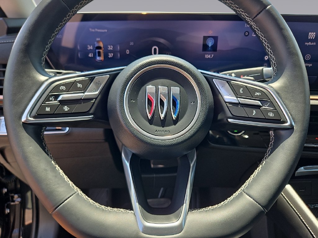 Used 2025 Buick Envision Sport Touring AWD/4WD image 20