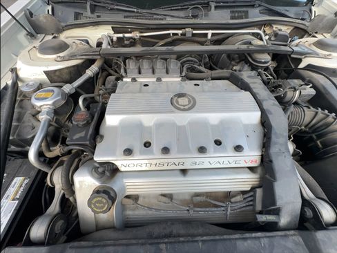 Used 1994 Cadillac De Ville Concours FWD image 51