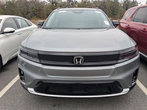 Certified 2024 Honda Prologue Touring image 2