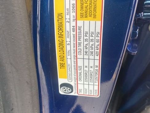 Used 2023 Chevrolet Equinox LT FWD image 34
