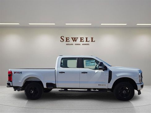 New 2025 Ford F250 XL w/ STX Appearance Package image 5