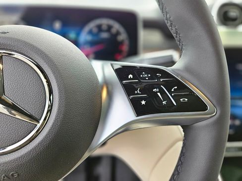 New 2026 Mercedes-Benz GLC 300 4MATIC image 25