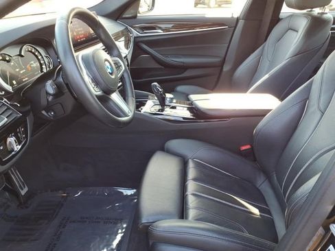 Used 2019 BMW 530e w/ M Sport Package image 13