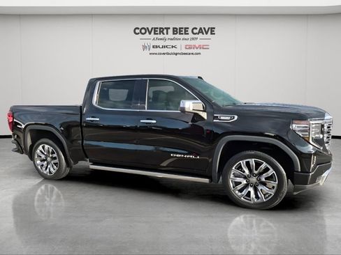 Used 2023 GMC Sierra 1500 Denali w/ Denali Reserve Package image 12