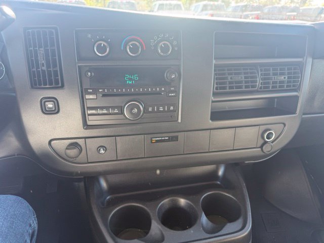Used 2014 Chevrolet Express 1500 LT w/ LT Preferred Equipment Group AWD/4WD image 16