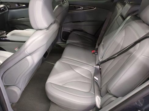 Certified 2021 Lincoln Nautilus Reserve w/ Equipment Group 201A image 27