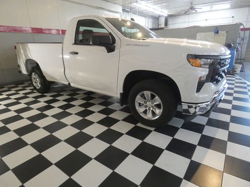 Used 2024 Chevrolet Silverado 1500 W/T w/ WT Fleet Convenience Package image 4