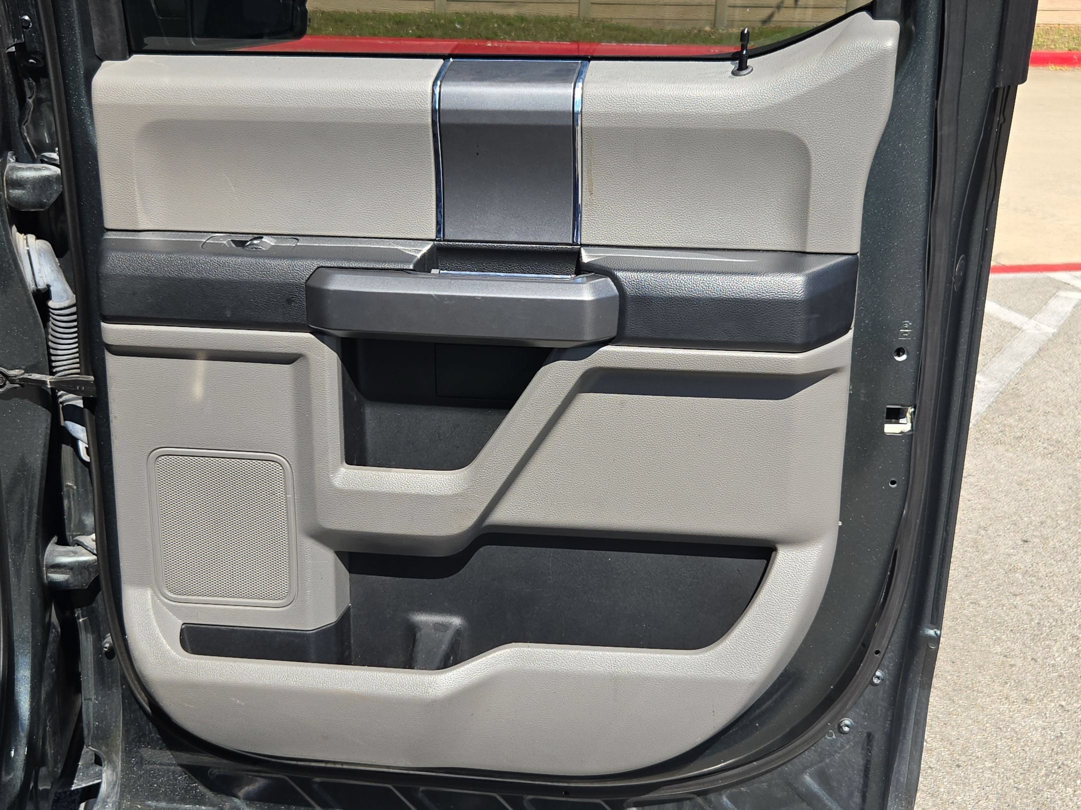 Used 2018 Ford F150 XLT w/ Equipment Group 302A Luxury RWD image 26
