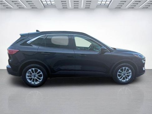 Certified 2020 Ford Escape SE AWD/4WD image 2