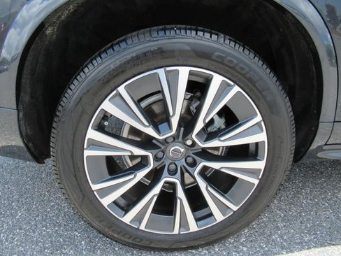 Used 2021 Volvo XC90 T6 Momentum w/ Advanced Package AWD/4WD image 8