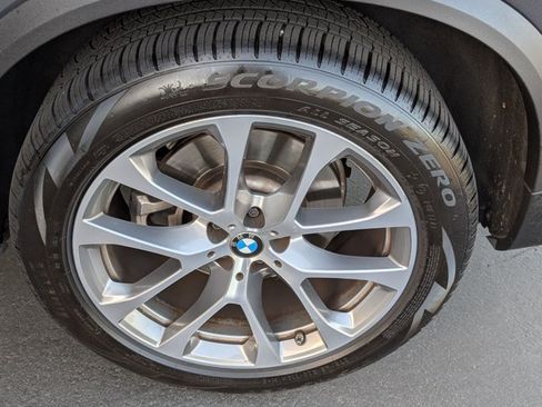 Certified 2022 BMW X5 xDrive40i w/ Executive Package AWD/4WD image 27