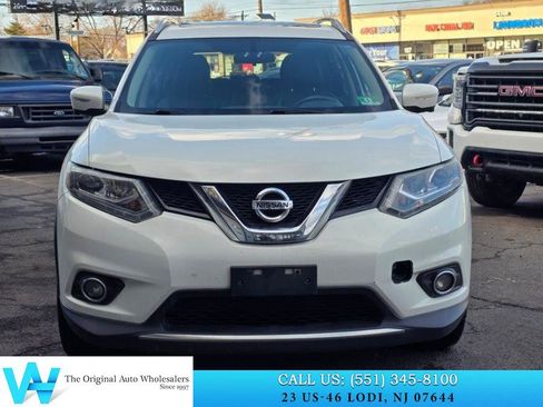 Used 2014 Nissan Rogue SL w/ SL Premium Package image 2