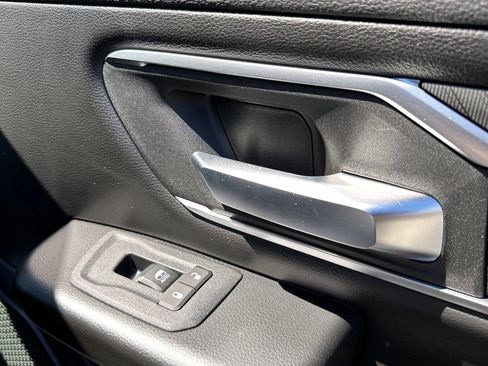 New 2026 RAM 1500 Big Horn AWD/4WD image 15