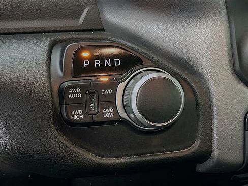 Used 2019 RAM 1500 Big Horn image 17