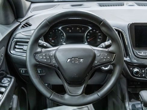 Used 2023 Chevrolet Equinox Premier AWD/4WD image 15