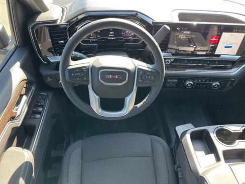 New 2025 GMC Sierra 2500 SLE w/ SLE Value Package; image 30