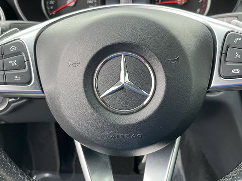 Used 2018 Mercedes-Benz C 300 Sedan image 18
