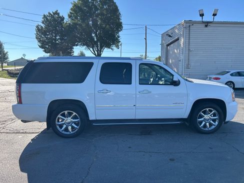 Used 2009 GMC Yukon XL Denali image 5