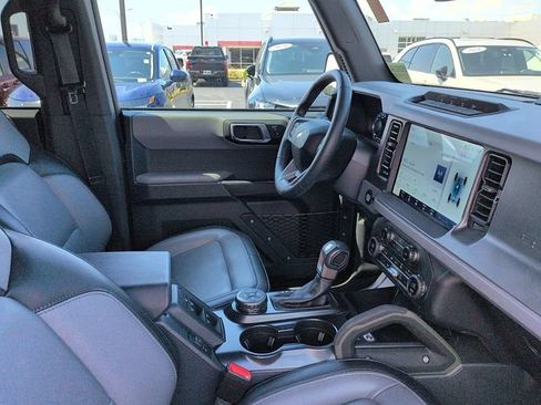Used 2024 Ford Bronco Everglades AWD/4WD image 10