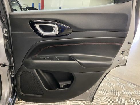 Used 2023 Jeep Compass Trailhawk image 16