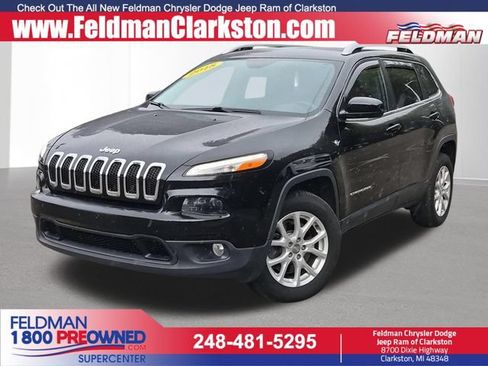 Used 2018 Jeep Cherokee Latitude AWD/4WD image 1